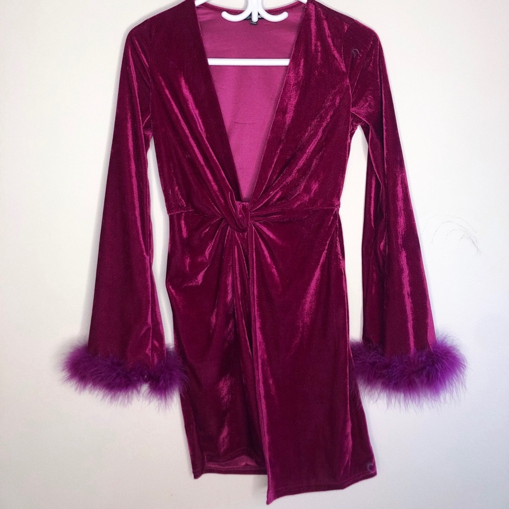 DRESS